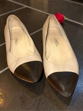 CHANEL 2 Tone Bicolor Plain Leather Pumps 36 BEIGE/BLACK